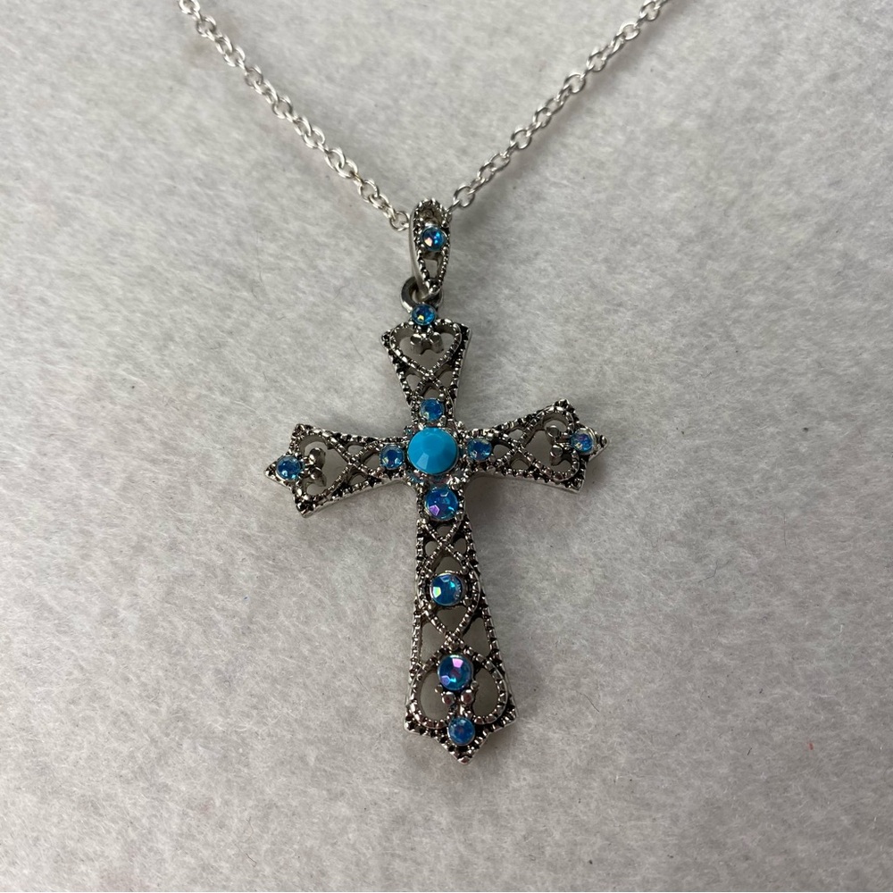 Elegant Silver Cross pendant with Blue Accents stones 20” Silver tone Necklace